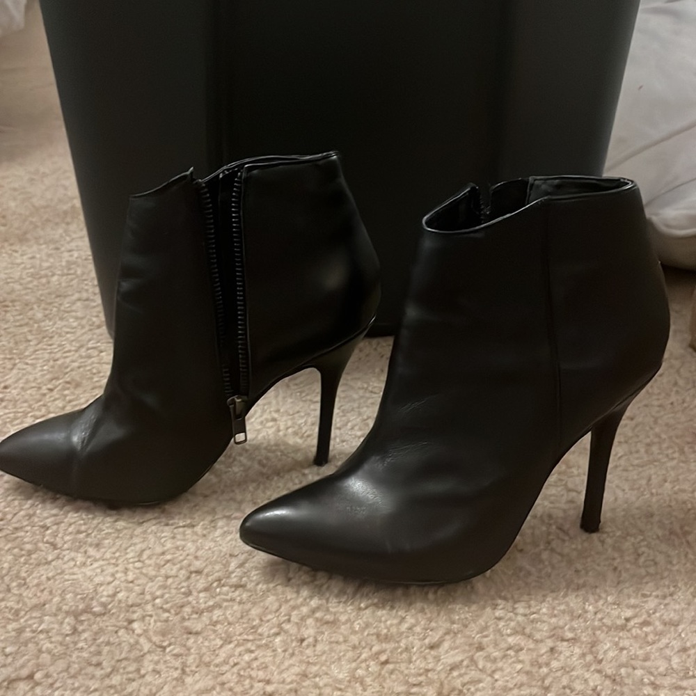 Leather ankle boots